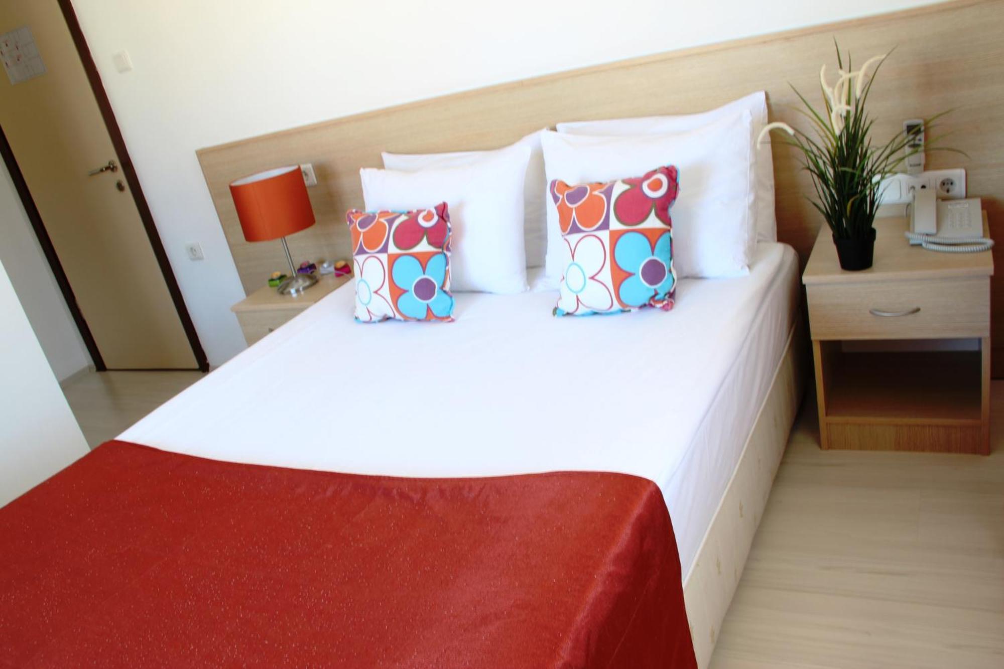 Payidar Hotel — Photos 1